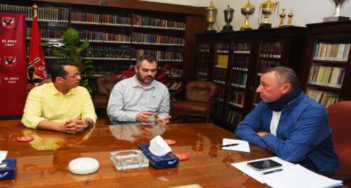 "ضرورة تحقيق الأهداف المرجوة".. الأهلي يوضح تفاصيل اجتماع الخطيب مع أوجستي